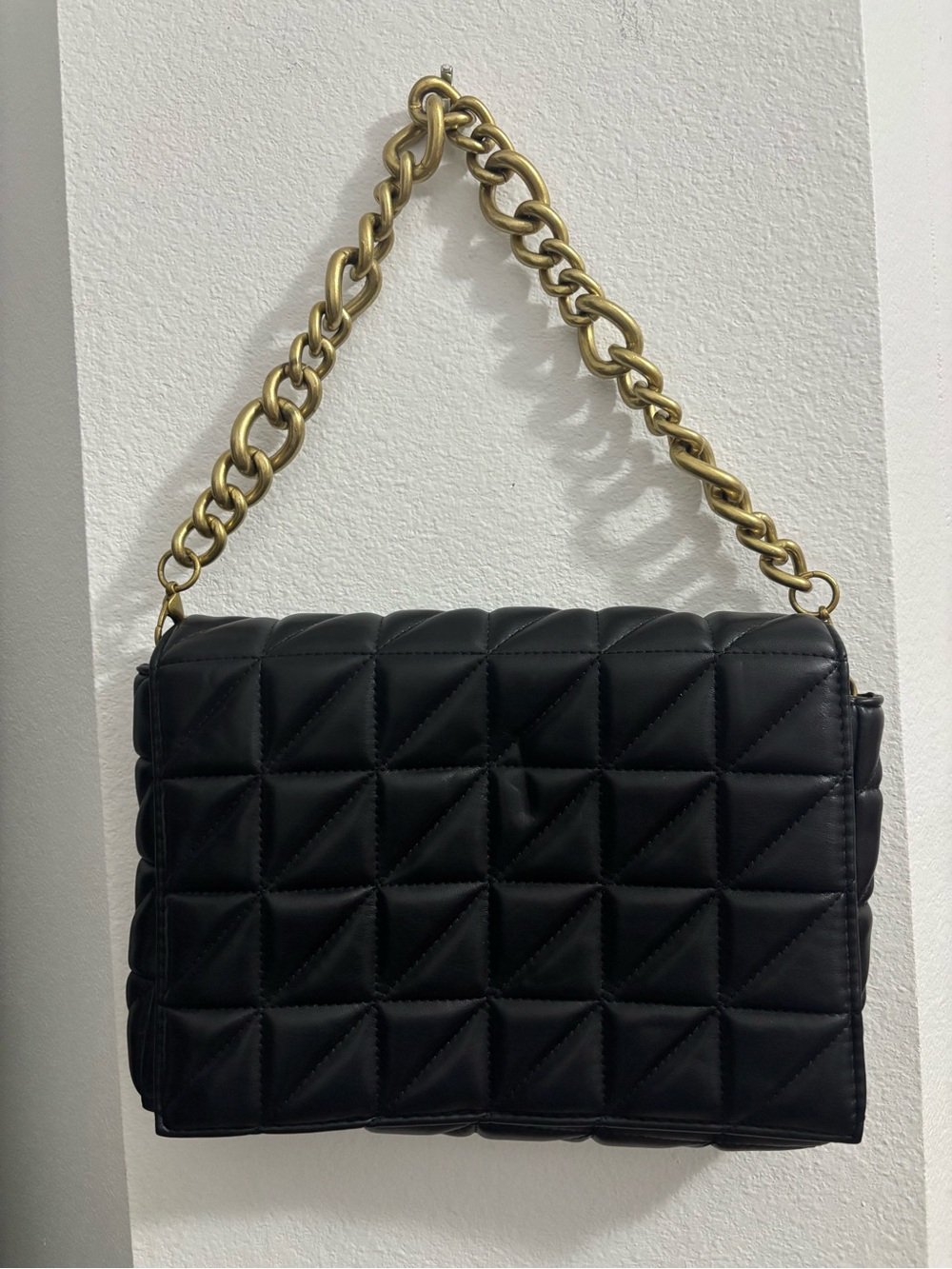 Black Quilted Zara Chain-Handle Shoulder Bag